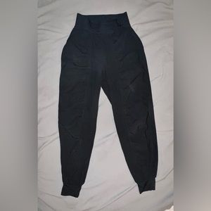 LULULEMON windbreaker pants